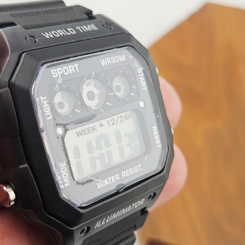 Illuminator Digital Sports Watch Black Multi Dial Timer Calendar Water Resistant - Picture 3 of 6